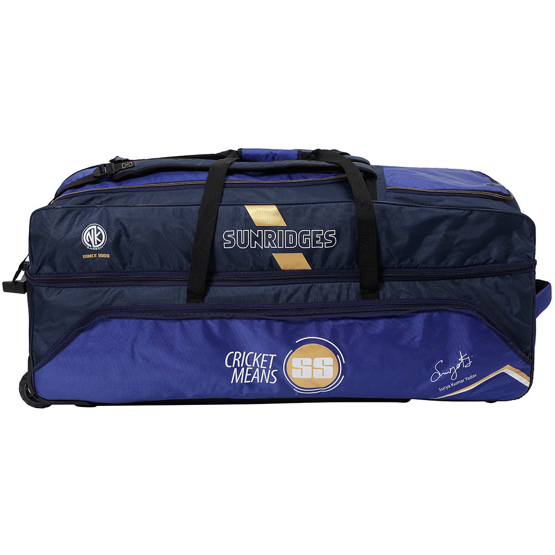 SS Sky Player Wheel Cricket Bag
