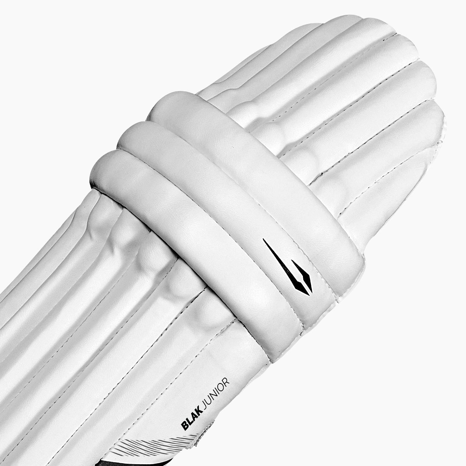 DSC Blak Junior Batting Leg Guard - Small Junior