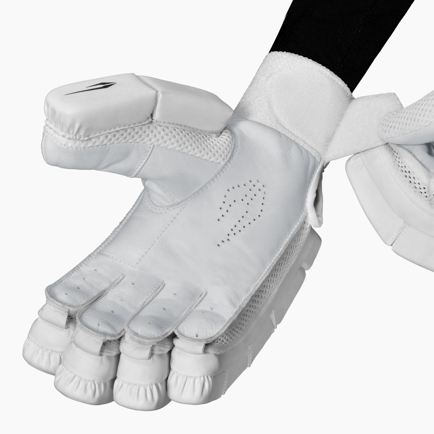 DSC Split 22 Batting Gloves - Adult