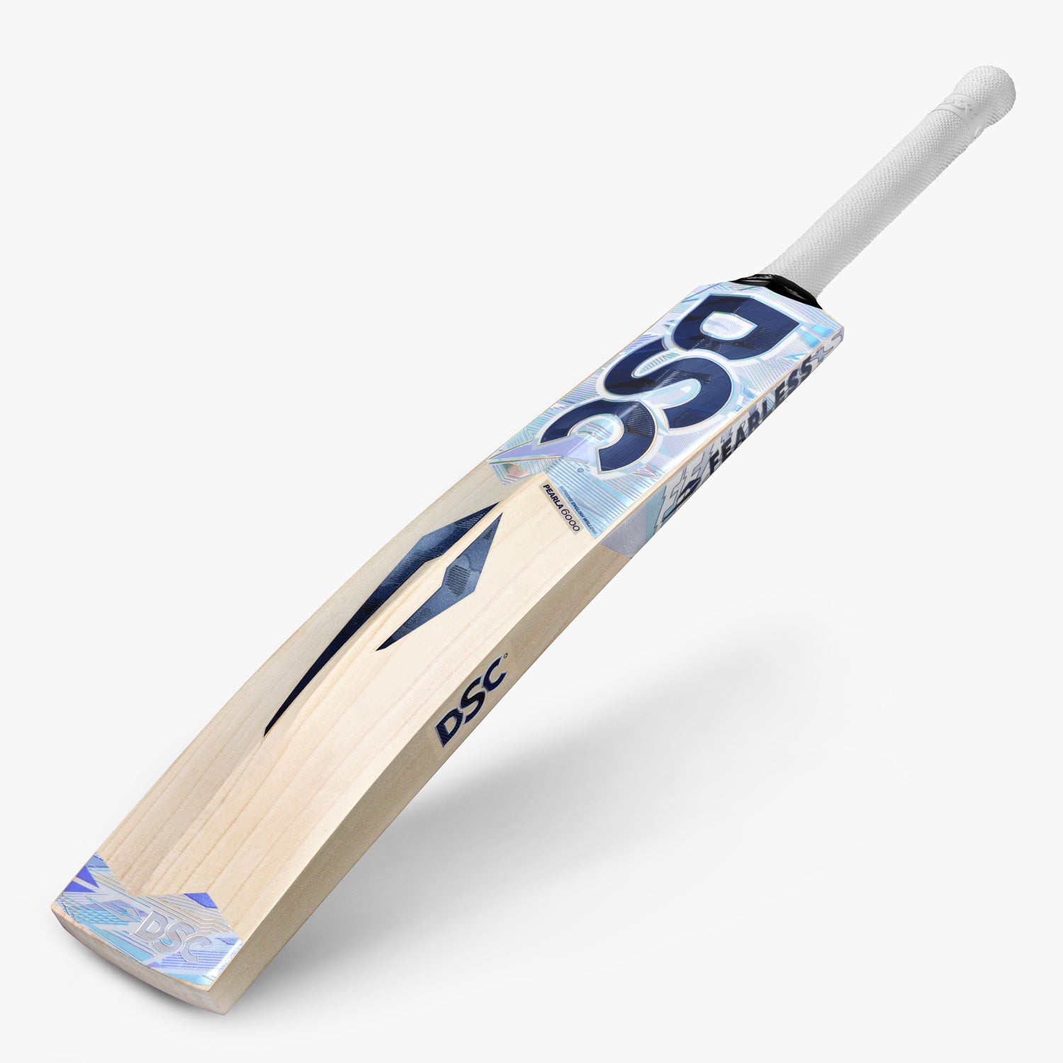 DSC Pearla 6000 Junior Cricket Bat - Size 6