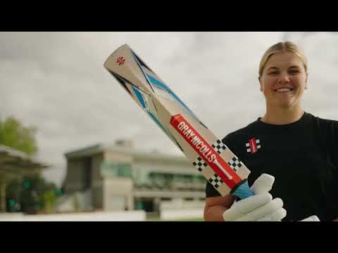 Load video: Gray Nicolls Arctos SuperBlade RPlay Cricket Bat - Youth