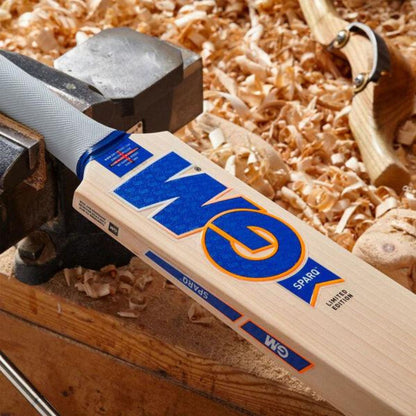 Gunn & Moore Sparq DXM Limited Edition Cricket Bat - SH