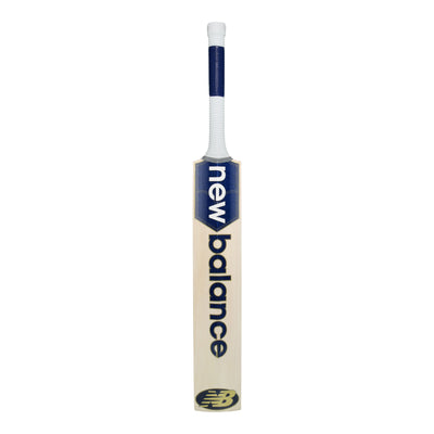 New Balance DC 800 Cricket Bat - Small Adult