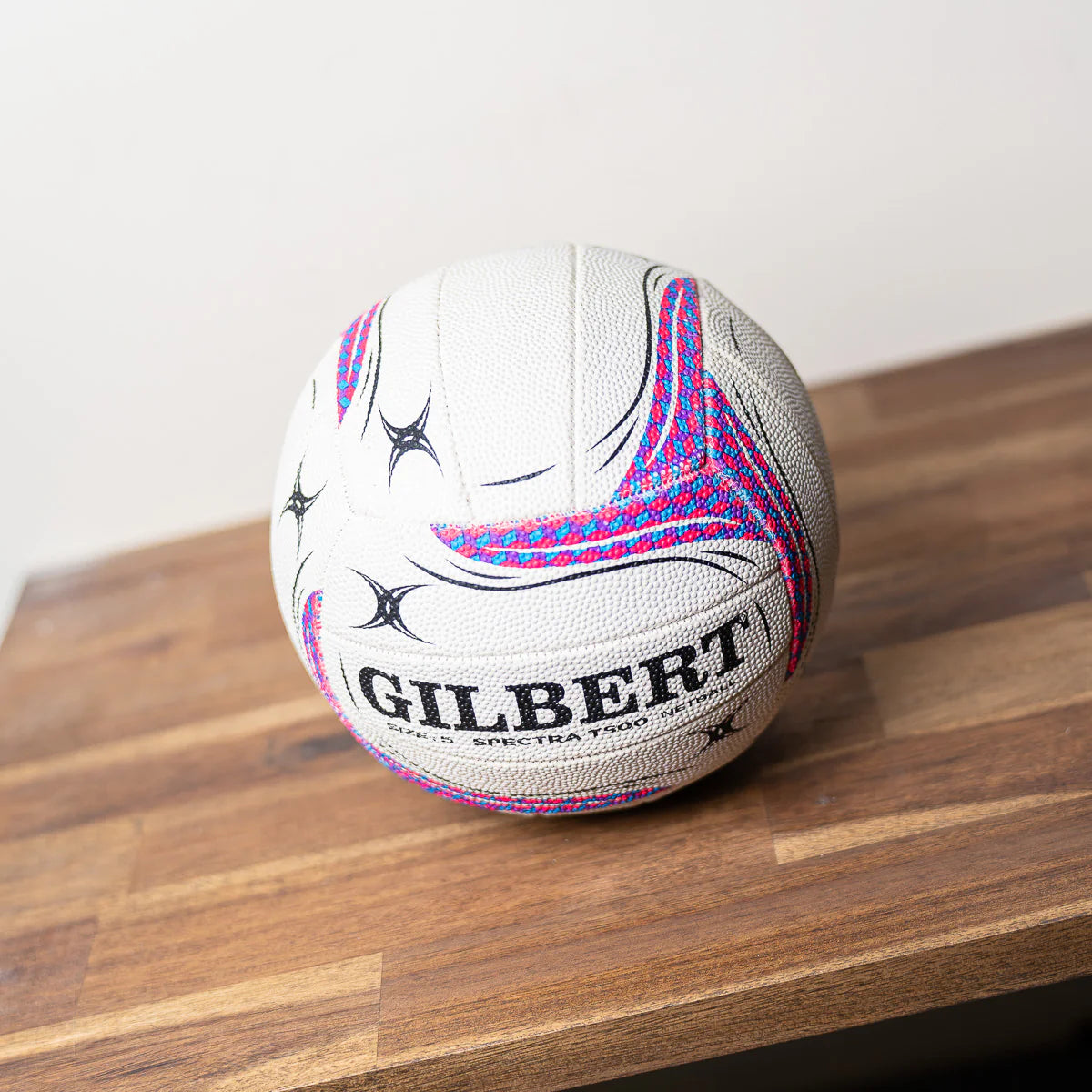 Gilbert Spectra T500 White Netball - Size 5