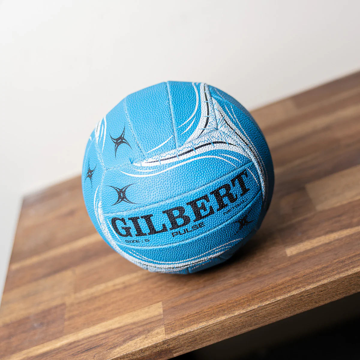 Gilbert Pulse Netball Blue - Size 5