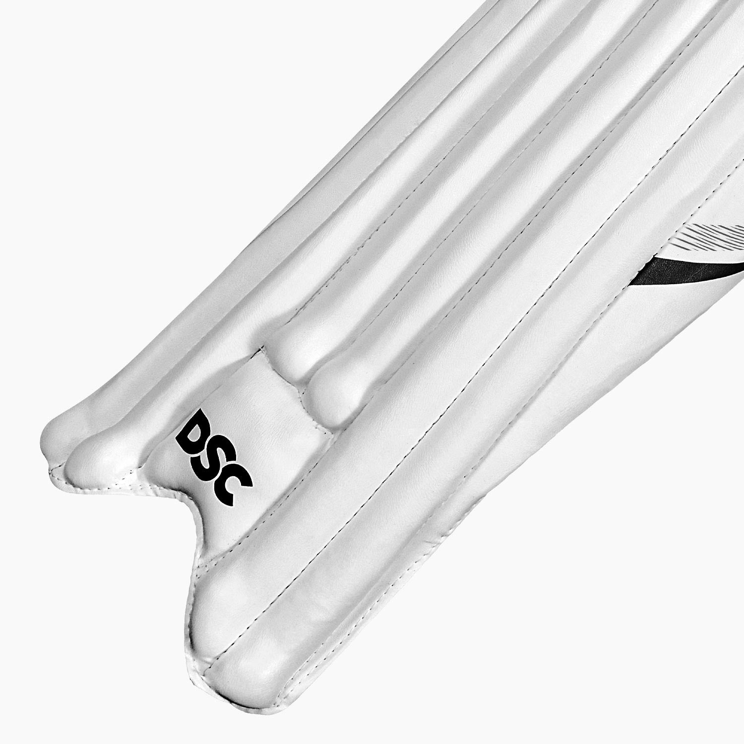 DSC Blak Junior Batting Leg Guard - Small Junior