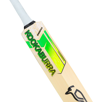 Kookaburra Kahuna Pro 9.0 Kashmiri Willow Junior Cricket Bat - Harrow