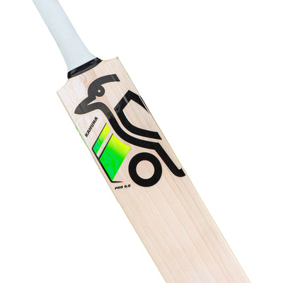 Kookaburra Kahuna Pro 9.0 Kashmiri Willow Junior Cricket Bat - Harrow