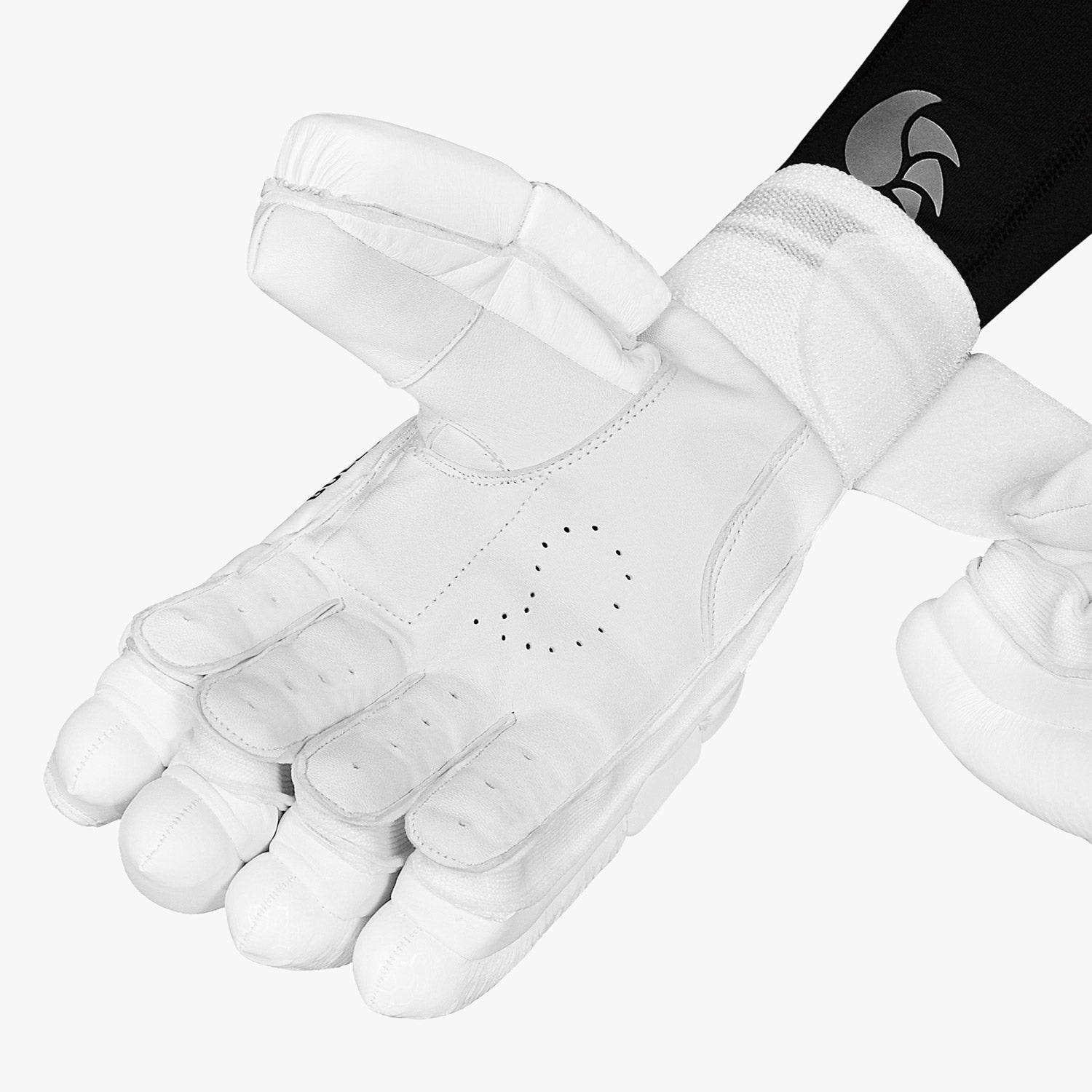 DSC Krunch Bull 31 Cricket Batting Gloves - Youth