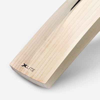 DSC Xlite 95 Cricket Bat - Adult