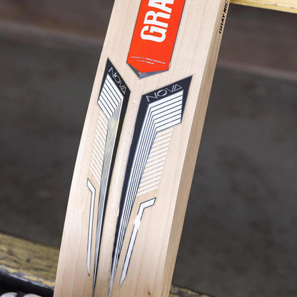 Gray Nicolls TH137 Nova Limited Edition Cricket Bat - Senior