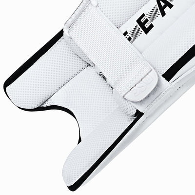 DSC Blak 55 Batting Leg Guard - Youth