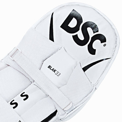 DSC Blak 33 Batting Leg Guard - Junior