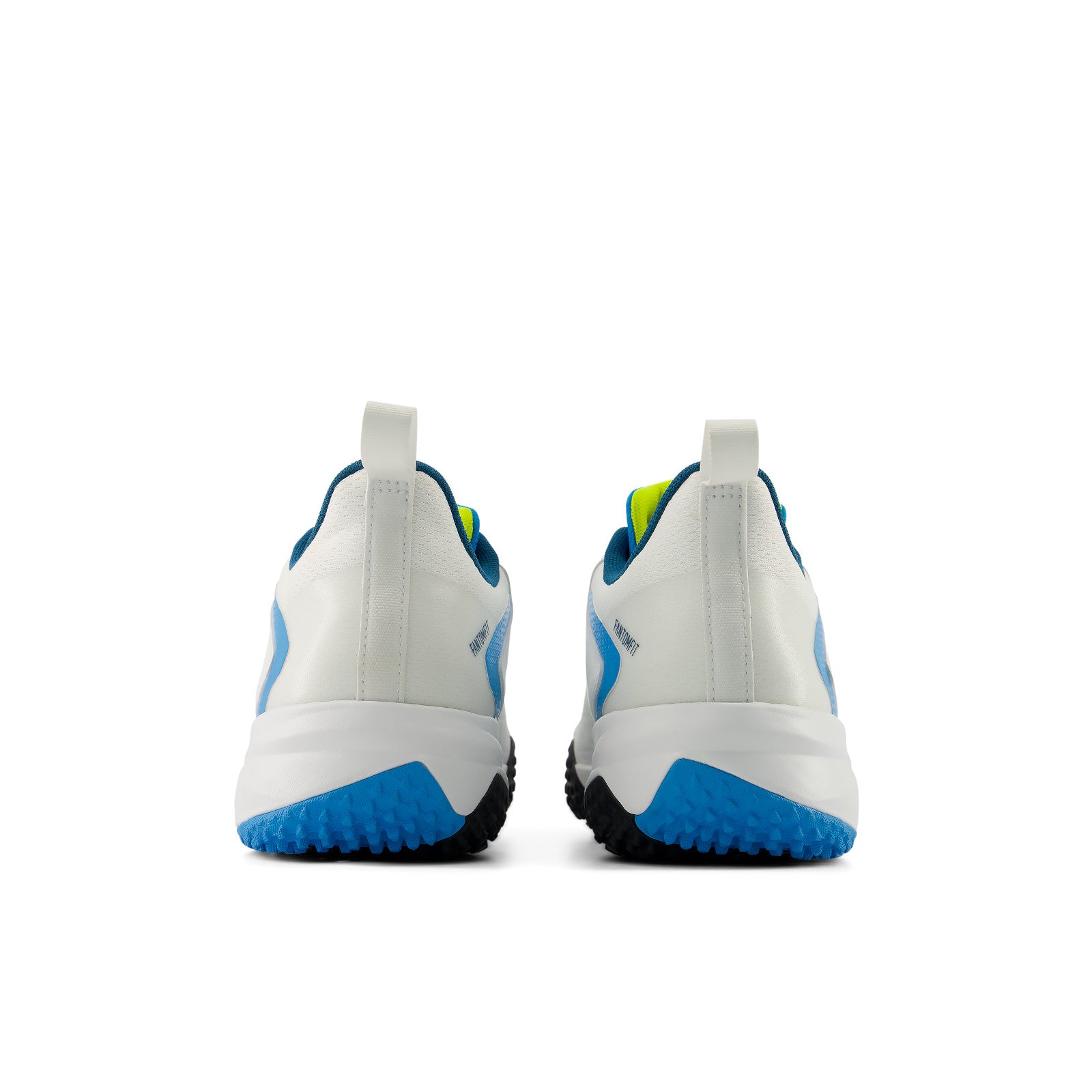 New Balance CK4020 V8 4E Fit Rubber Cricket Shoes