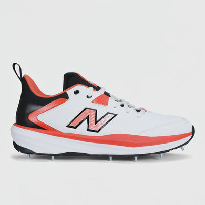 New Balance CK4030 V6 Cricket Spike Shoes 360-degree video