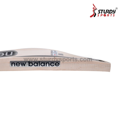 New Balance NB DC 570 + Cricket Bat - Harrow