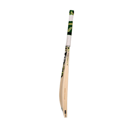 SG Savage Xtreme Cricket Bat - Senior