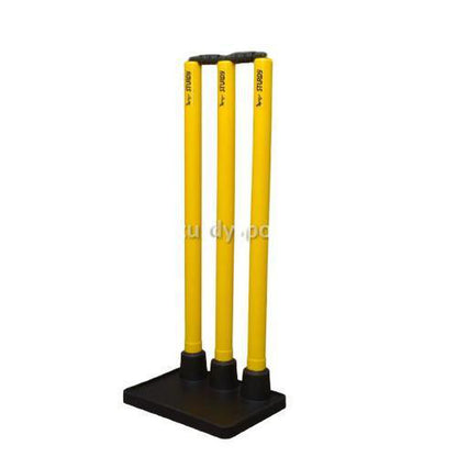 Sturdy Plastic Stumps Set - Flexible Rubber Base